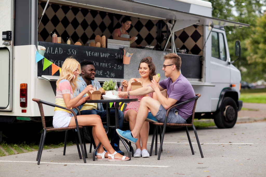 Starting a food truck business